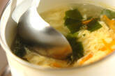 玄米を使った和風チャーハンとワカメスープの作り方4