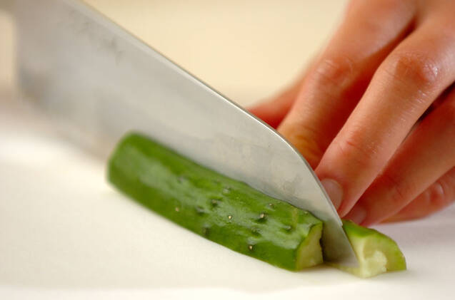 ちくわキュウリ・ワサビじょうゆ添えの作り方の手順1