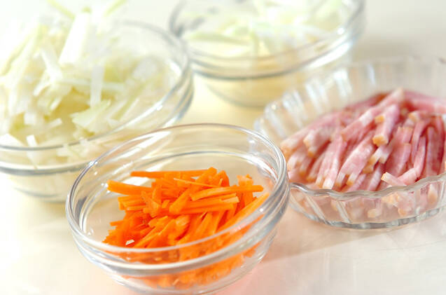 大根と落とし卵のスープの作り方の手順1