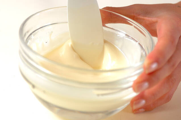 ホワイトチョコイチゴの作り方の手順1