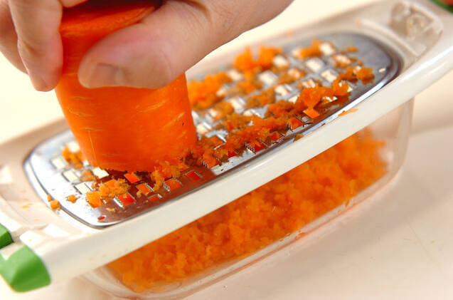 カロテンたっぷりミートソースのフジッリの作り方の手順1