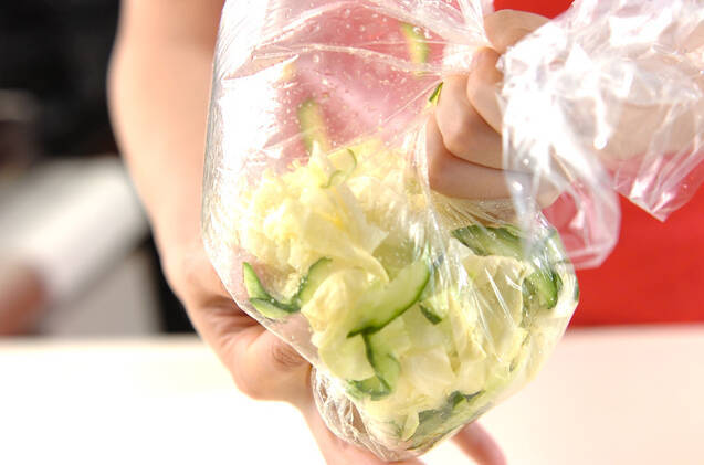 塩もみキャベツのサラダの作り方の手順4