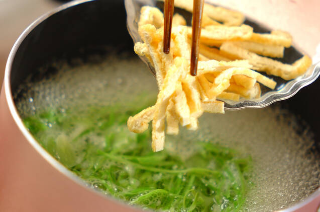 キャベツと油揚げのみそ汁の作り方の手順3