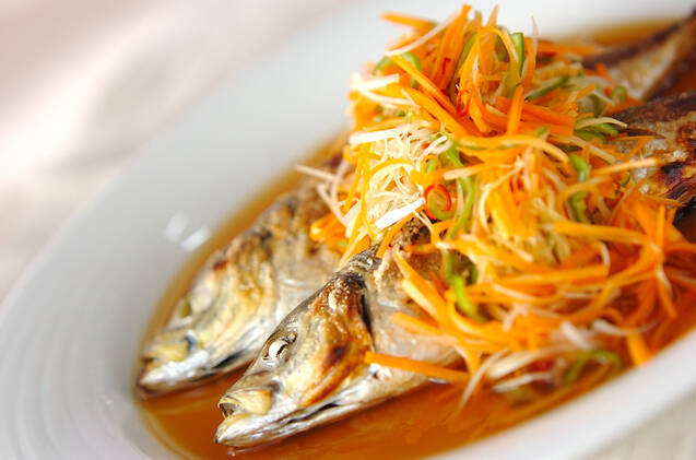 焼きアジの野菜ダレがけ