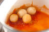 ウズラの卵のケチャップ煮の作り方の手順1