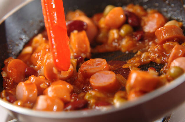 チリコンカン丼の作り方の手順4