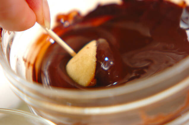 チョコアーモンドボールの作り方の手順3