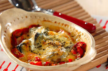 サバのフレッシュトマトグラタン