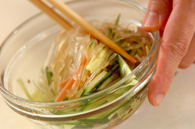 春雨サラダの作り方の手順2