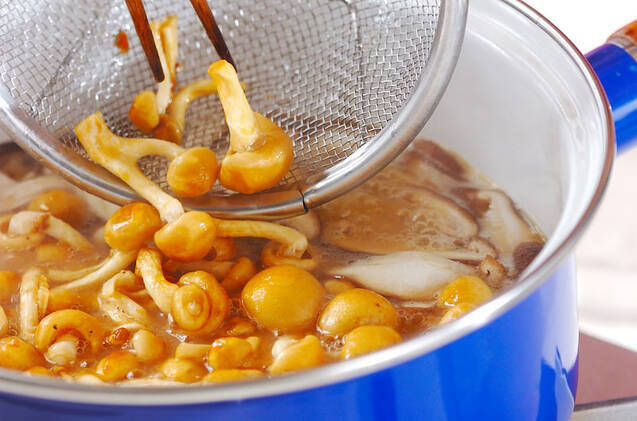 シイタケのみそ汁の作り方の手順5