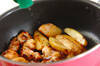 チキンと皮付きポテトのハーブ炒めの作り方の手順3