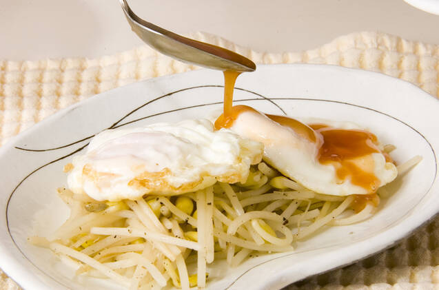 揚げ卵のケチャップあんの作り方の手順3