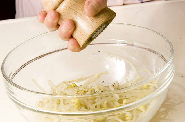 揚げ卵のケチャップあんの作り方の手順1