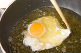 揚げ卵のケチャップあんの作り方2