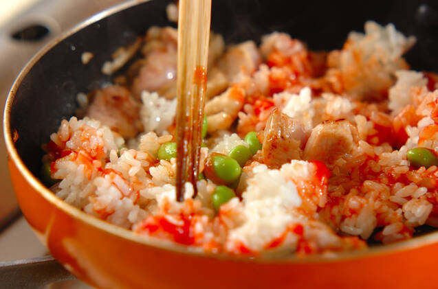 鶏と枝豆のケチャップライスの作り方の手順2