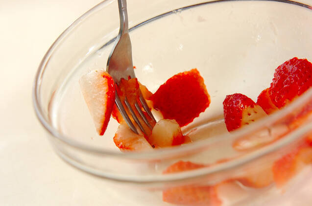イチゴのデザートの作り方の手順1