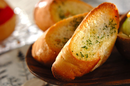 ガーリックパン
