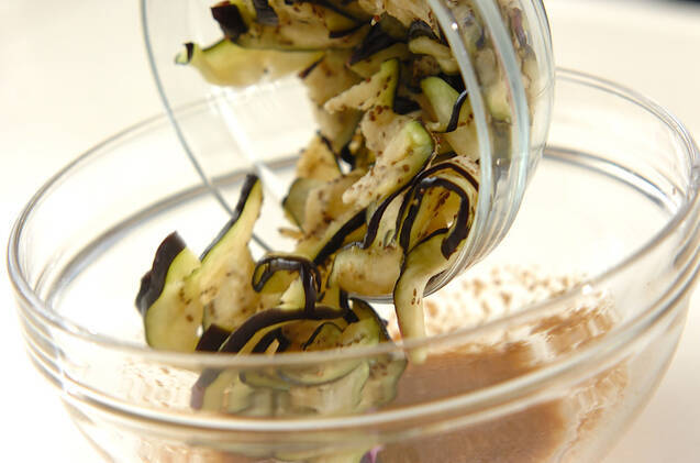 ナスのゴマ酢和えの作り方の手順4