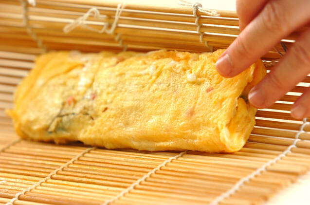 紅ショウガ入りだし巻き卵の作り方の手順6