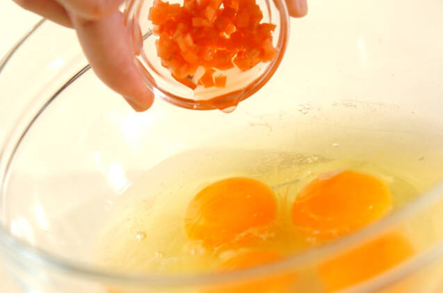 紅ショウガ入りだし巻き卵の作り方の手順1