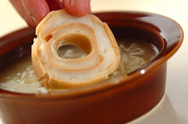 お麩でオニオングラタンスープの作り方の手順4