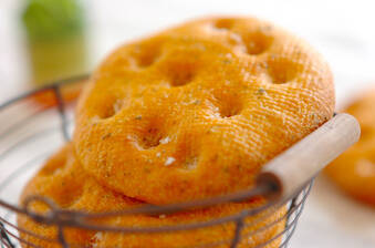 トマトフォカッチャ