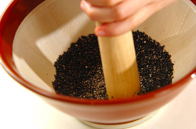 ブロッコリーのゴマ汚しの作り方の手順3