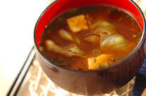 キャベツのピリッと赤出し