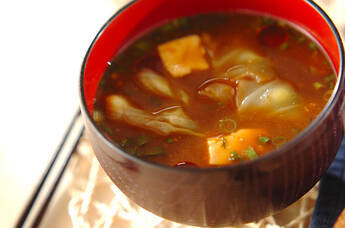 キャベツのピリッと赤出し