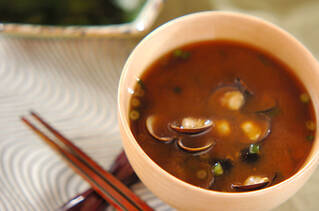 シジミの赤出し