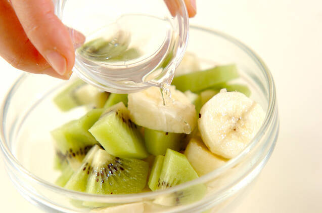 フルーツヨーグルトの作り方の手順2