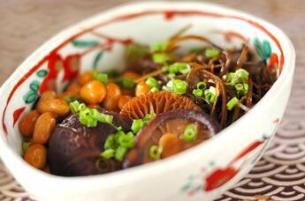 シイタケと大豆のうま煮