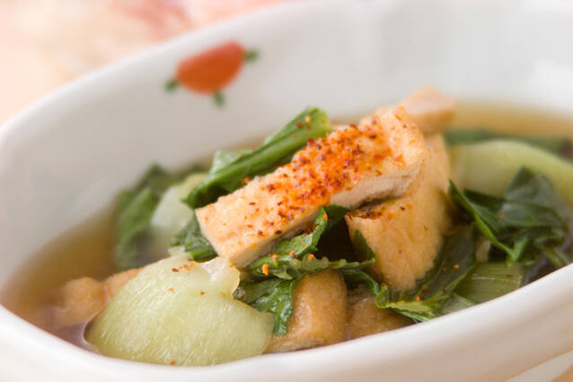 青菜と油揚げの煮物