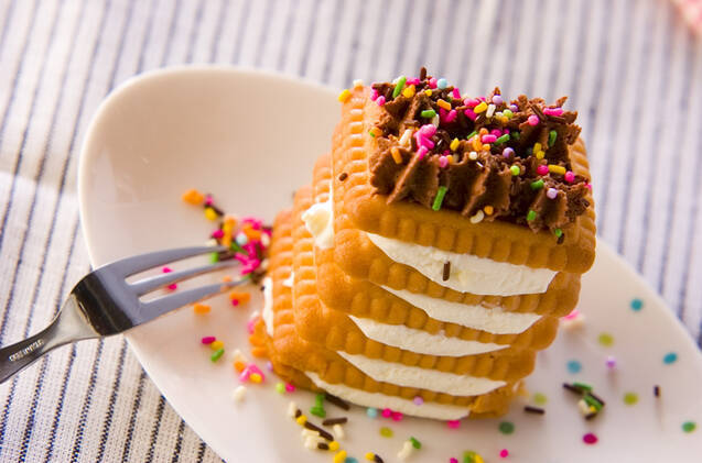 ビスケットケーキ