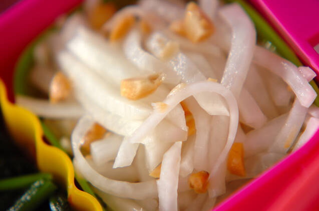 大根のピーナッツ和え