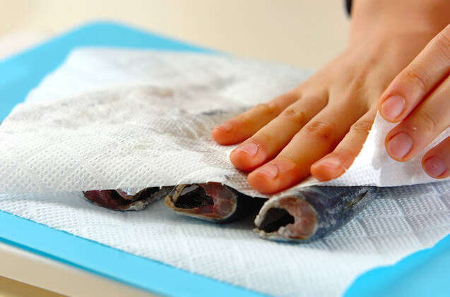 イワシの塩焼きの作り方の手順1