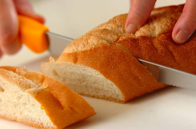 こんがりガーリックトーストの作り方の手順1