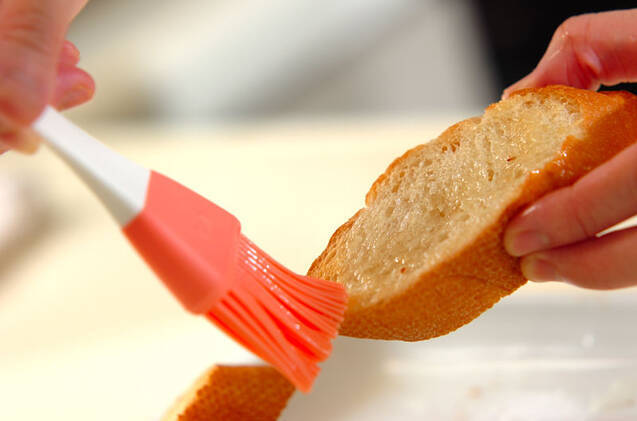 こんがりガーリックトーストの作り方の手順4