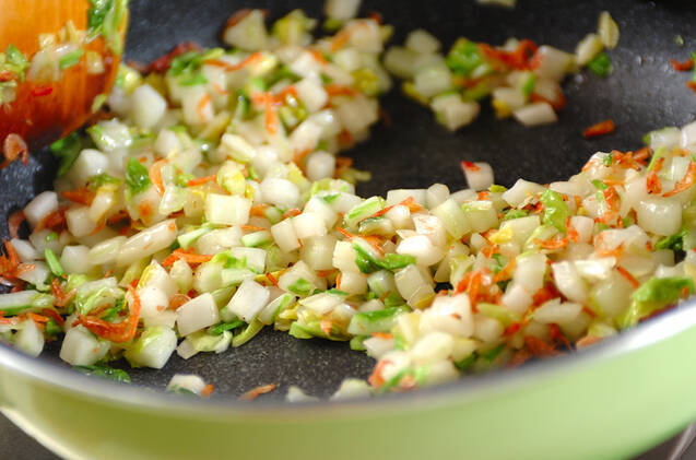 白菜チャーハンの作り方の手順3
