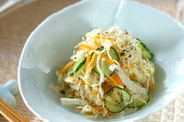 たっぷり野菜のユカリもみ