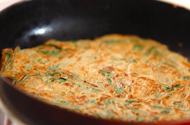 シーフード入りニラチヂミの作り方の手順2