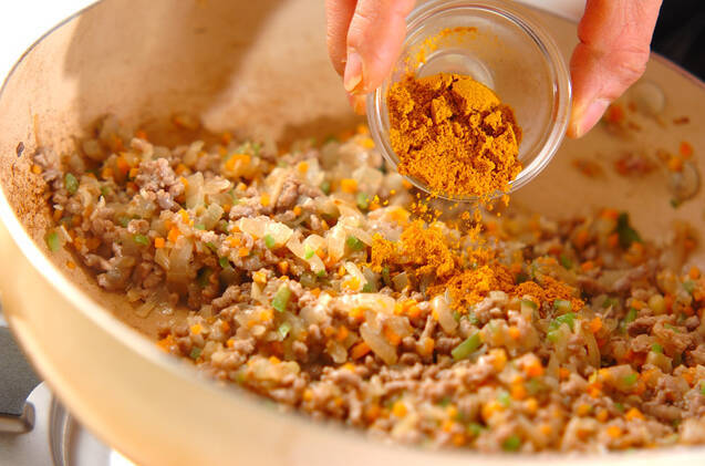 ドライカレーの作り方の手順6