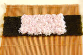 ぶたちゃんデコ巻き寿司の作り方3