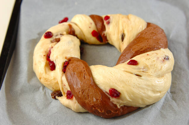 クリスマスリースパンの作り方の手順10