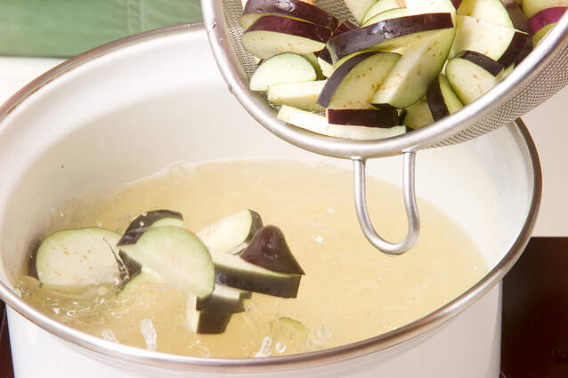 ナスのみそ汁の作り方の手順2