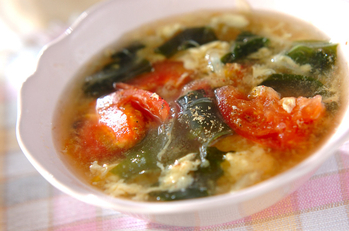 トマトとふんわり卵のスープ