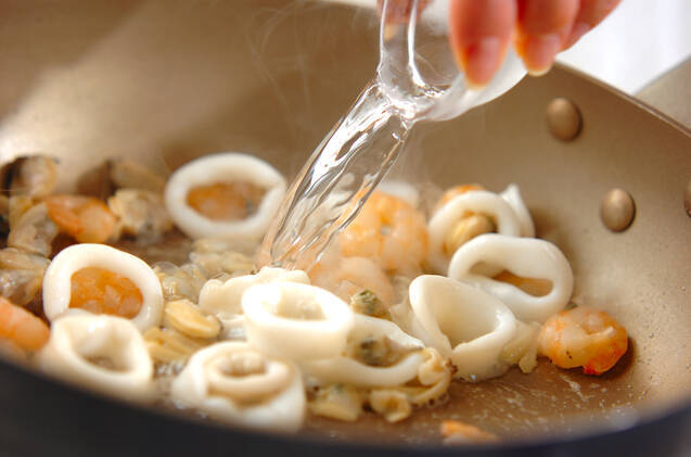 焼き春キャベツの海鮮あんの作り方の手順2