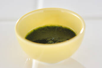 小松菜の裏ごし