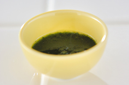 小松菜の裏ごし