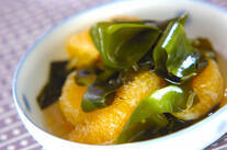 ワカメと甘夏の酢の物